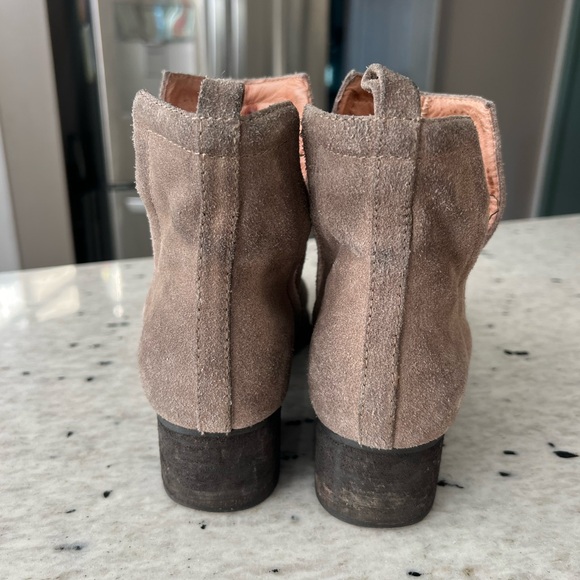 Jeffrey Campbell Muskrat booties - Picture 4 of 5